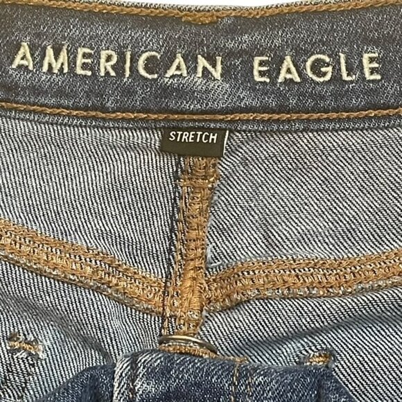 AMERICAN EAGLE Stretch High-Rise Button-Fly Mom Jeans - Size 2 Short - Picture 7 of 10